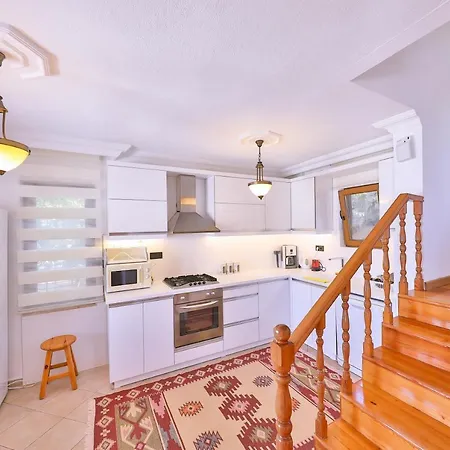 Kuluhana & Kalkan Aparthotel