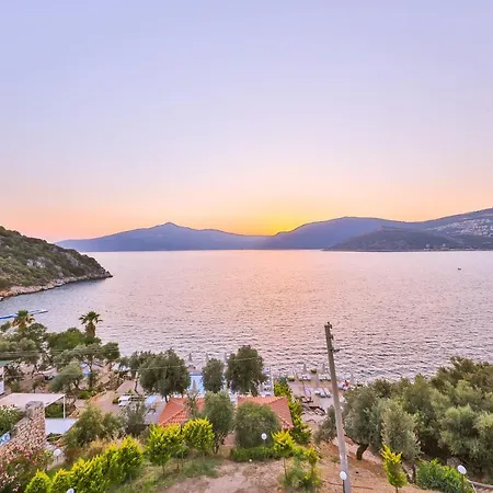 Kuluhana & Kalkan Aparthotel 3*