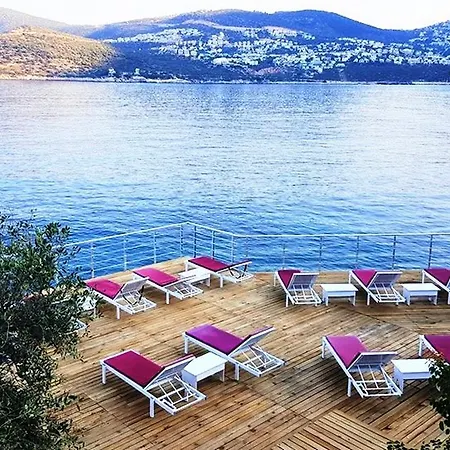 Kuluhana & Kalkan Aparthotel 3*