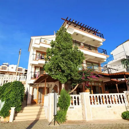 Lejlighedshotel Kuluhana & Kalkan
